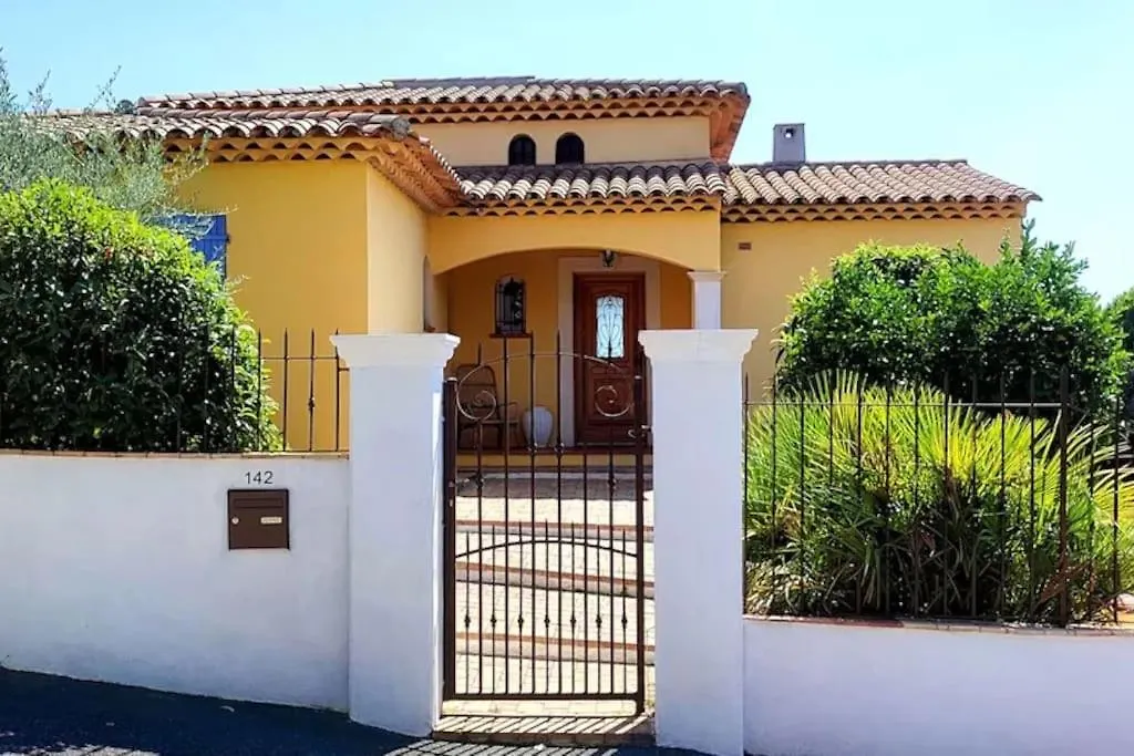 Villa Avec Piscine Privee - Vue Sur Vignoble, A 8 Min De La Plage Frejus France