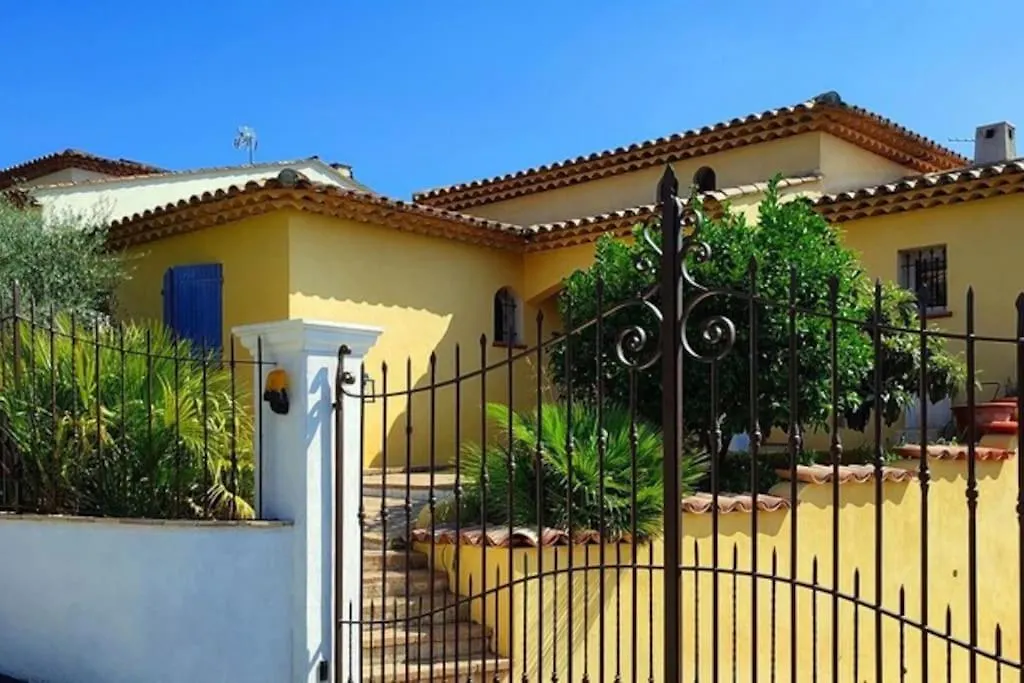 Villa Avec Piscine Privee - Vue Sur Vignoble, A 8 Min De La Plage Frejus